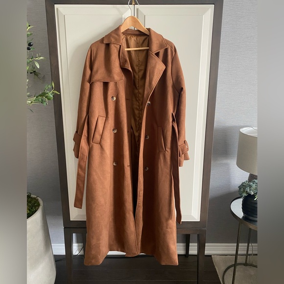 Coat - Picture 1 of 3